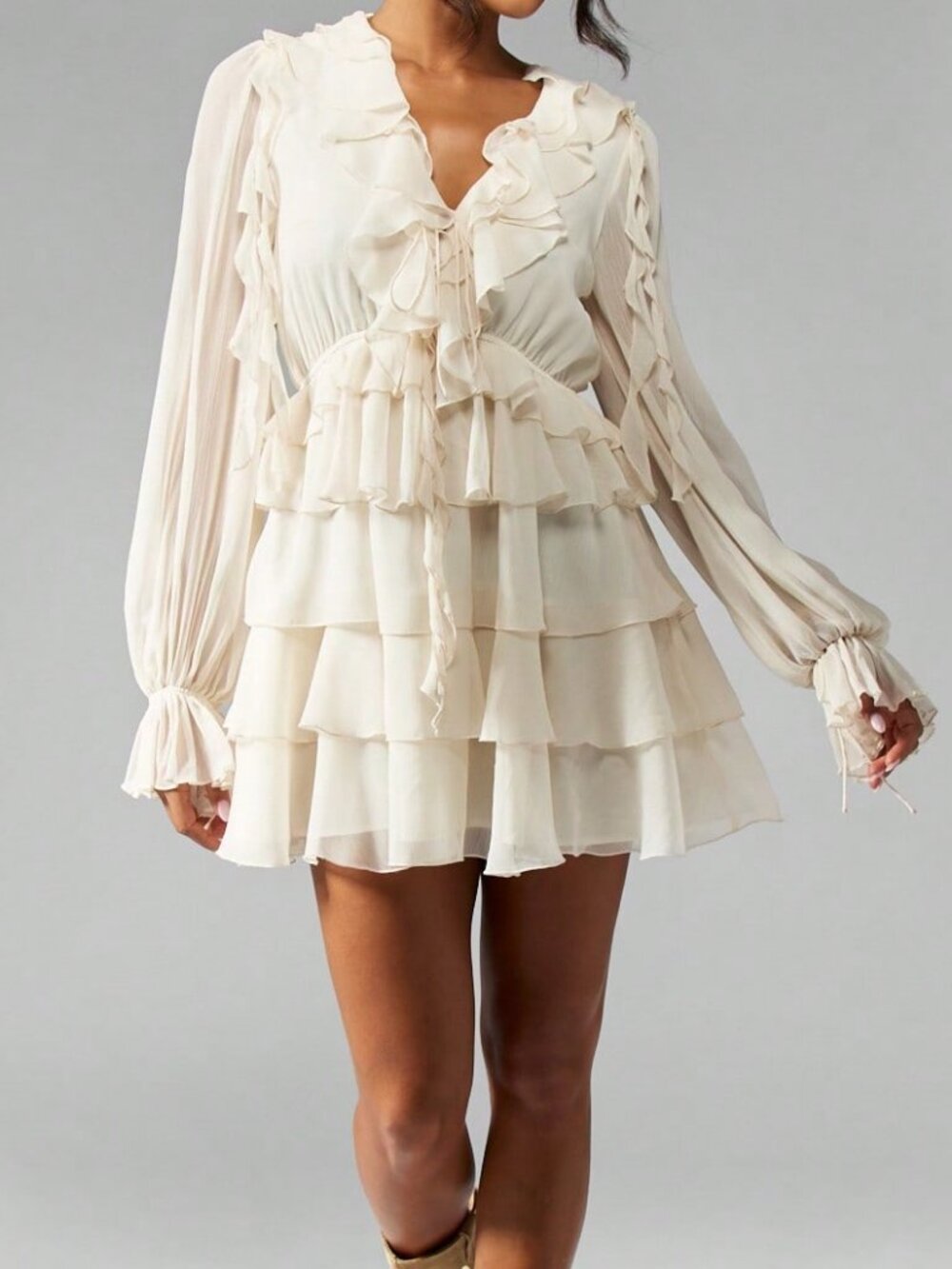 White Elegant Women's Tiered Ruffle Mini Dress with Long Balloon Sleeves - Picture 5 of 7